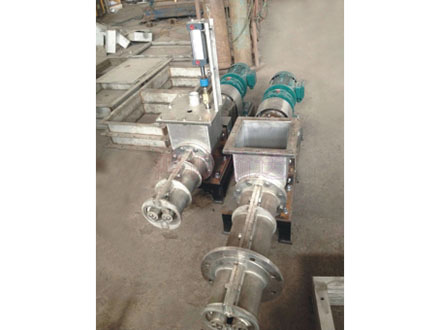 小型雙螺旋（xuán）半開形輸送機